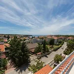 In Pjescana Uvala Mit Grosser Terrass By Interhome Apartmán *