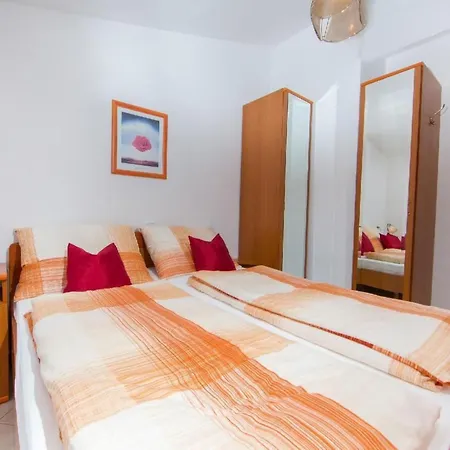 In Pjescana Uvala Mit Grosser Terrass By Interhome